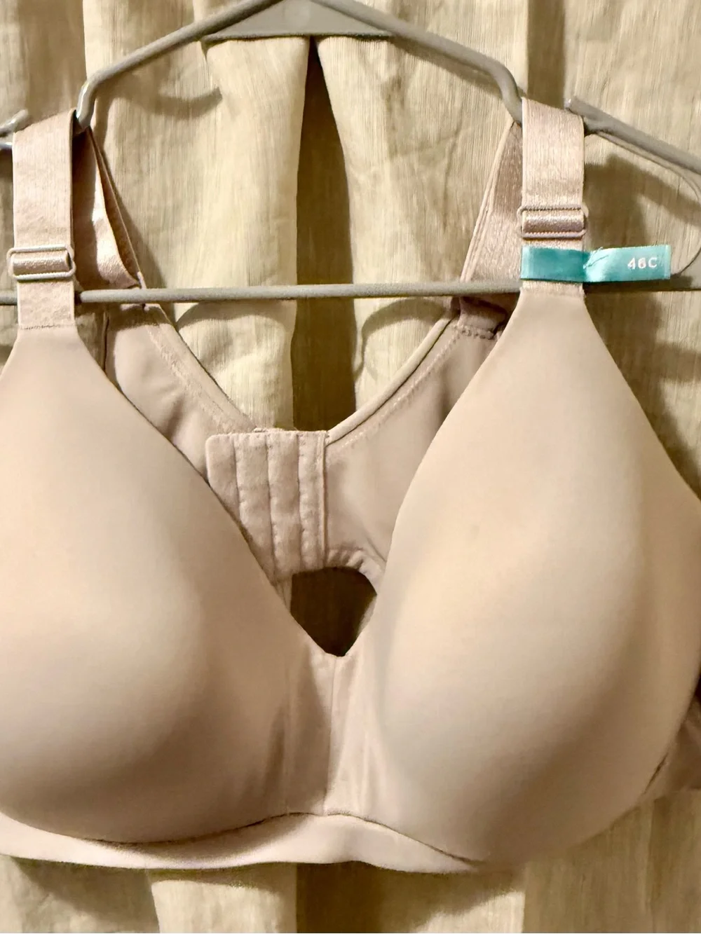 NEW WITH TAGS  |  Ambrielle Light Nude Seamless T-Shirt Bra  |  46C